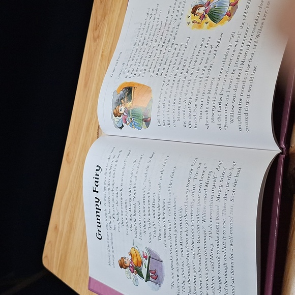 Fairy Tales 10 fairy stories and rhymes hardcover book - Picture 5 of 6